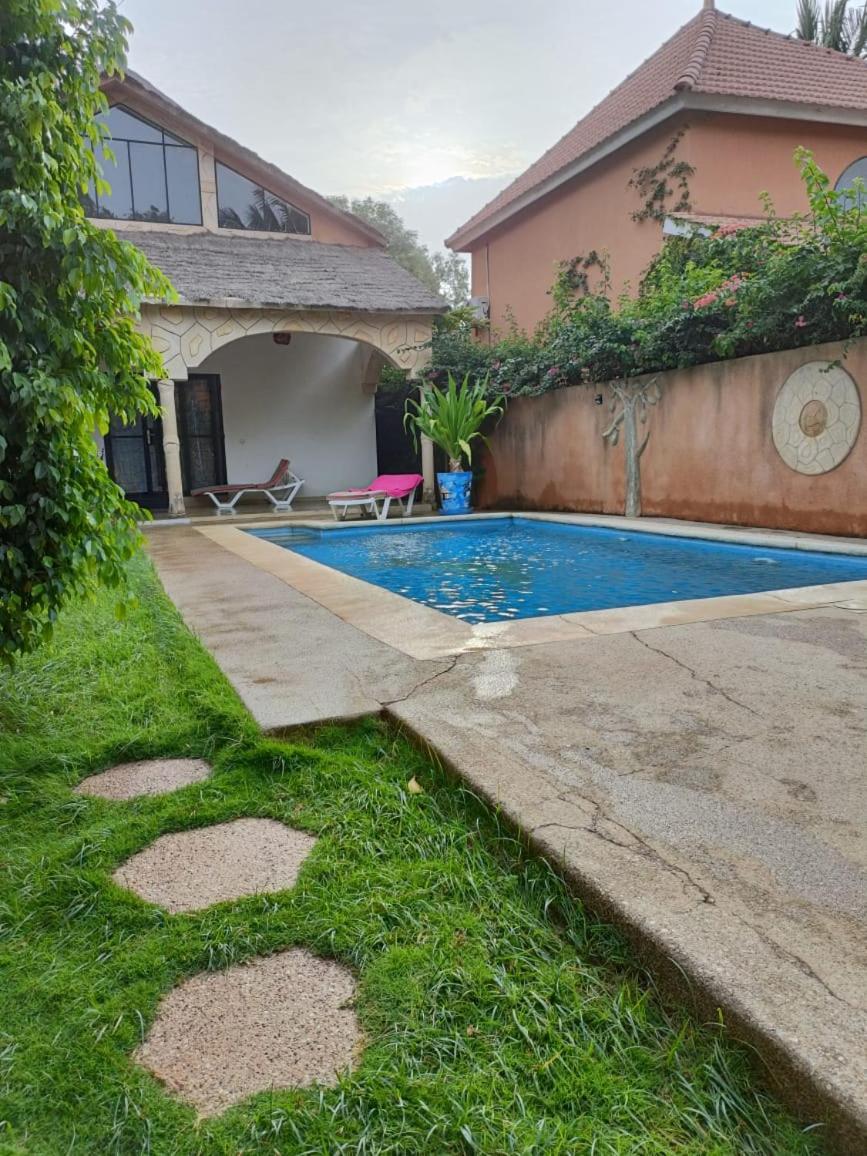 Villa Na Aldiana Saly Exterior foto