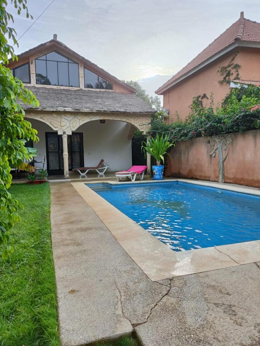 Villa Na Aldiana Saly Exterior foto